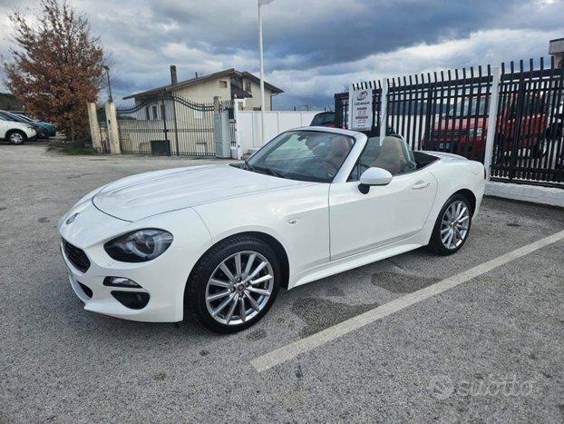 FIAT 124 Spider Turbo Lusso