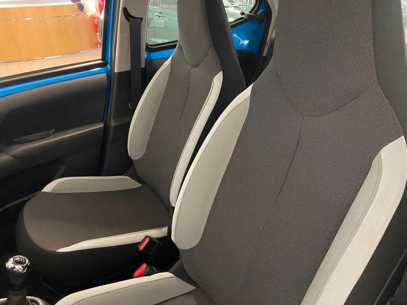 Toyota Aygo 1.0 VVT-i x-play TSS