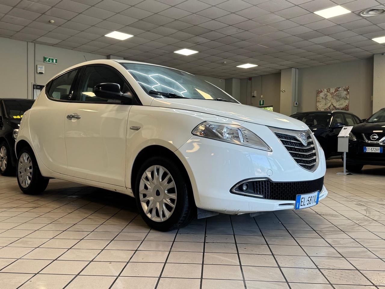 Lancia Ypsilon 1.2 69 CV 5 porte GPL Ecochic Gold