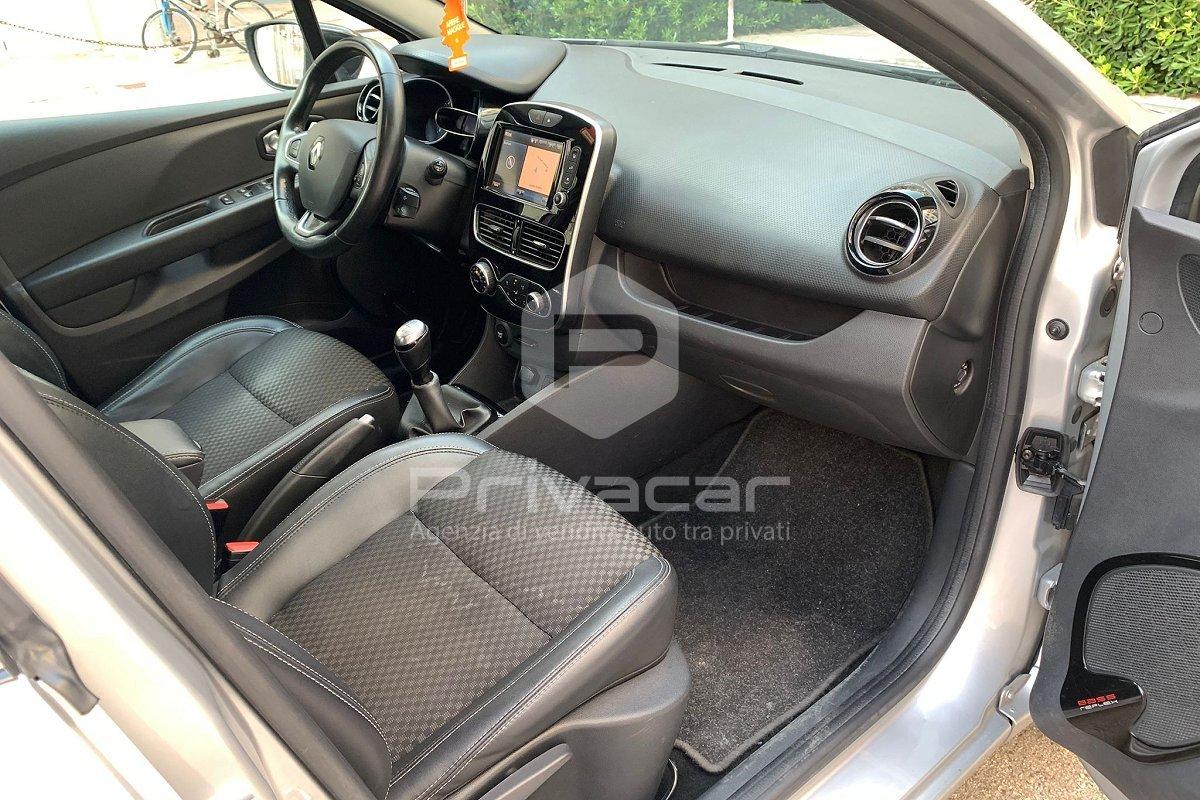 RENAULT Clio TCe 12V 90 CV 5 porte Moschino Intens