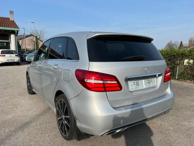 MERCEDES-BENZ B 180 d Premium Automatica