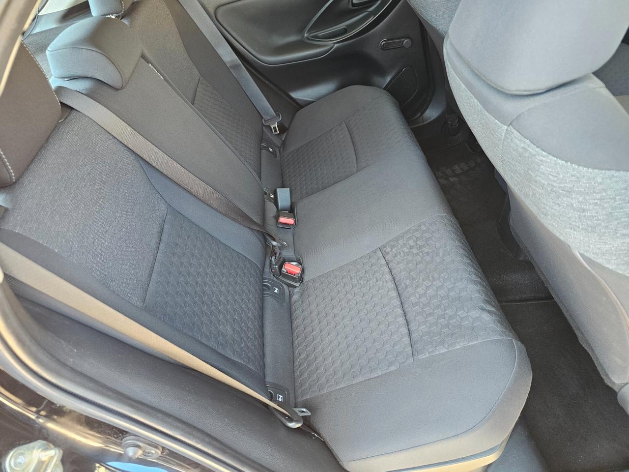 Toyota Yaris 1.5 Hybrid 5 porte Business