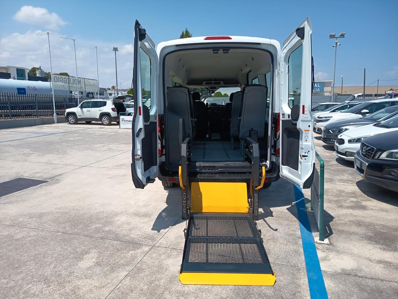 Fiat Ducato 35 2.2 Mjt 140CV PM-TM 9 posti con pedana trasporto disabili