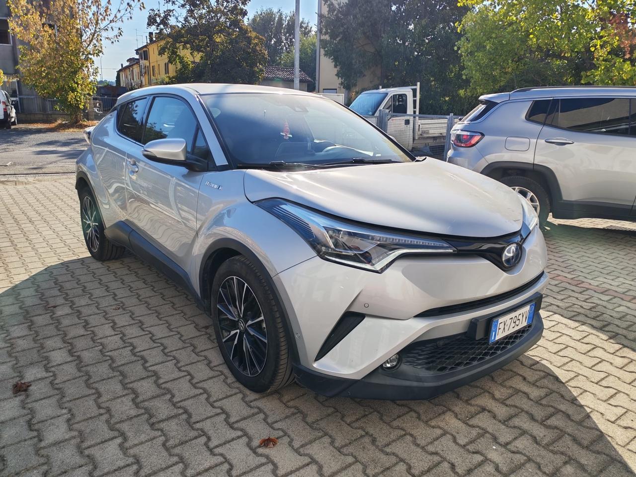 Toyota C-HR 1.8 Hybrid E-CVT Style+