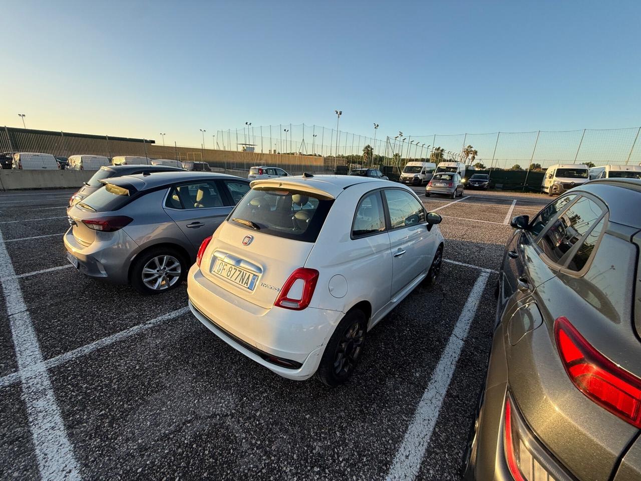 Fiat 500 1.0 Hybrid Sport Connect Navi PDC Pelle