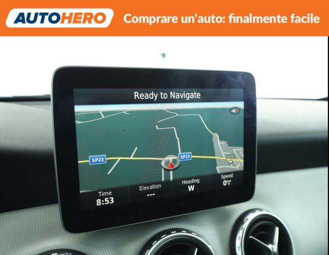 MERCEDES-BENZ GLA 200 d Automatic Sport