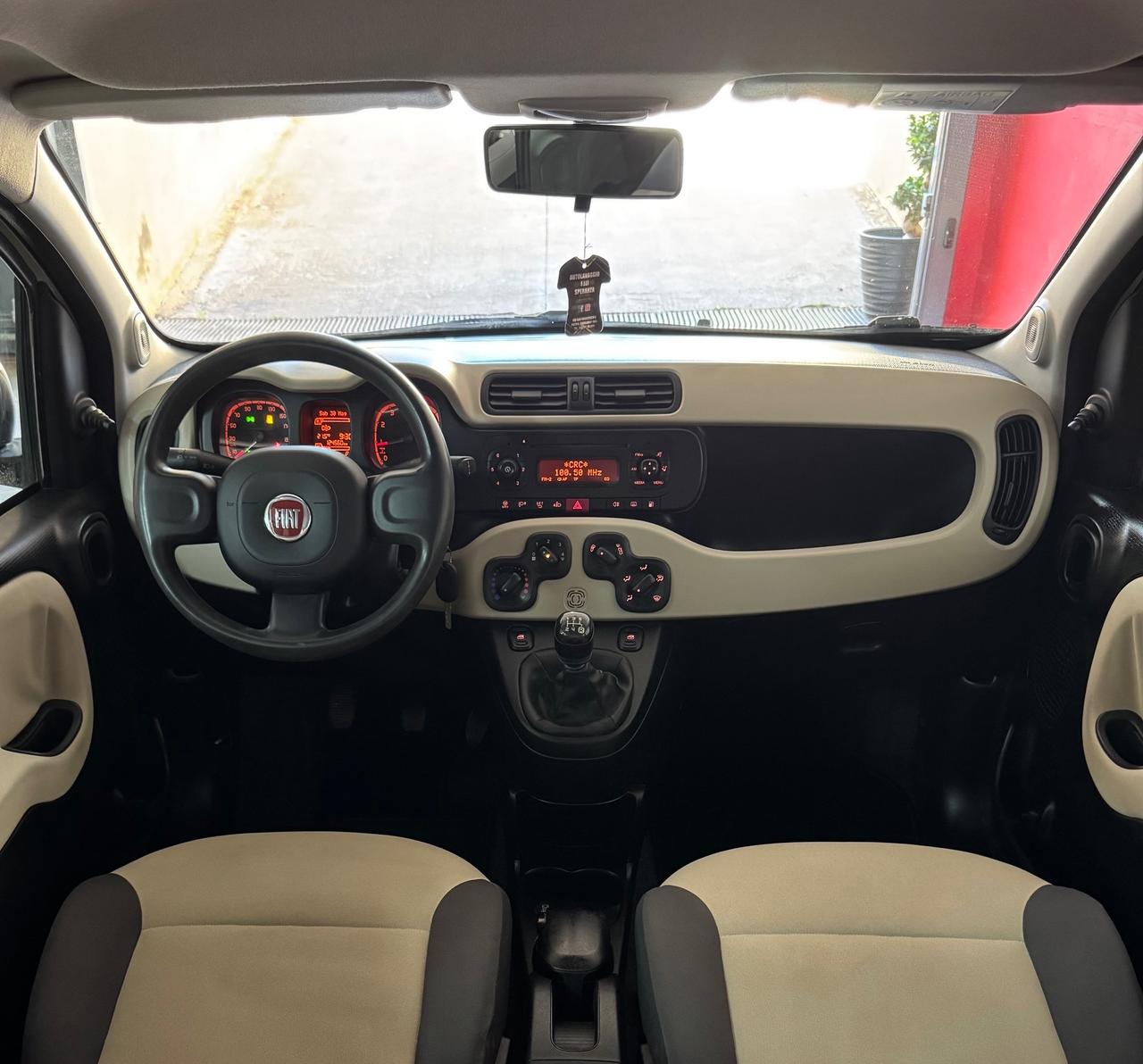 Fiat Panda Lounge 2014, 120000 chilometri