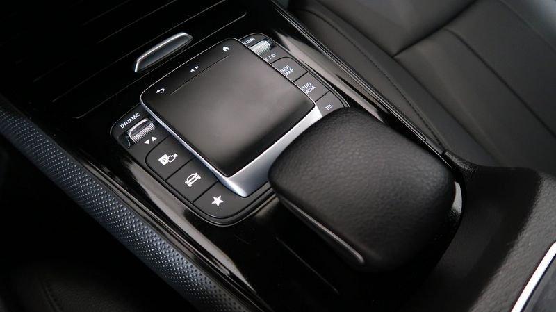 Mercedes-Benz GLB 180 d Business auto # FINITURE INTERNE PELLE #