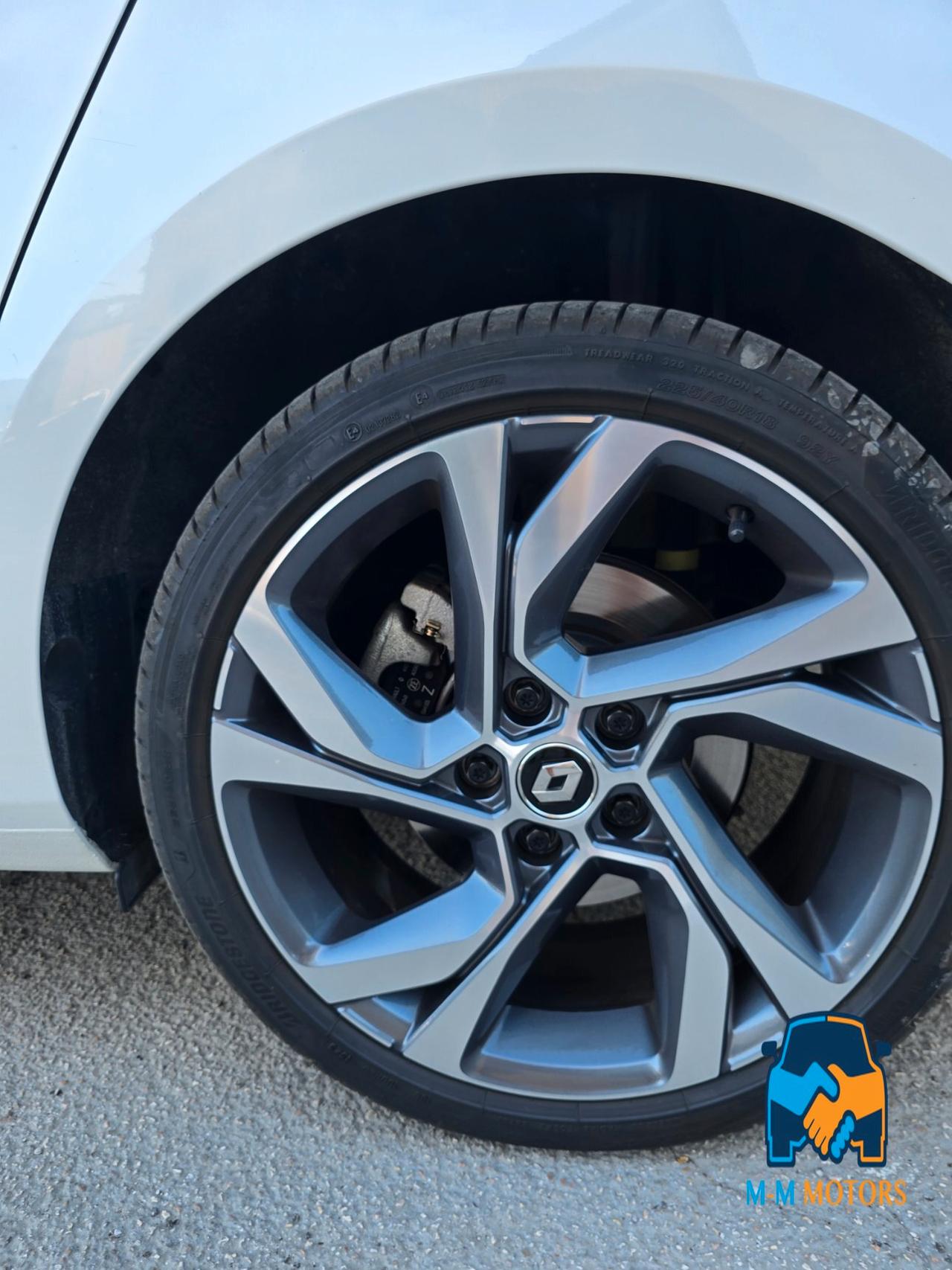 Renault Megane Sporter 1.6 E-Tech phev RS Line 160cv auto