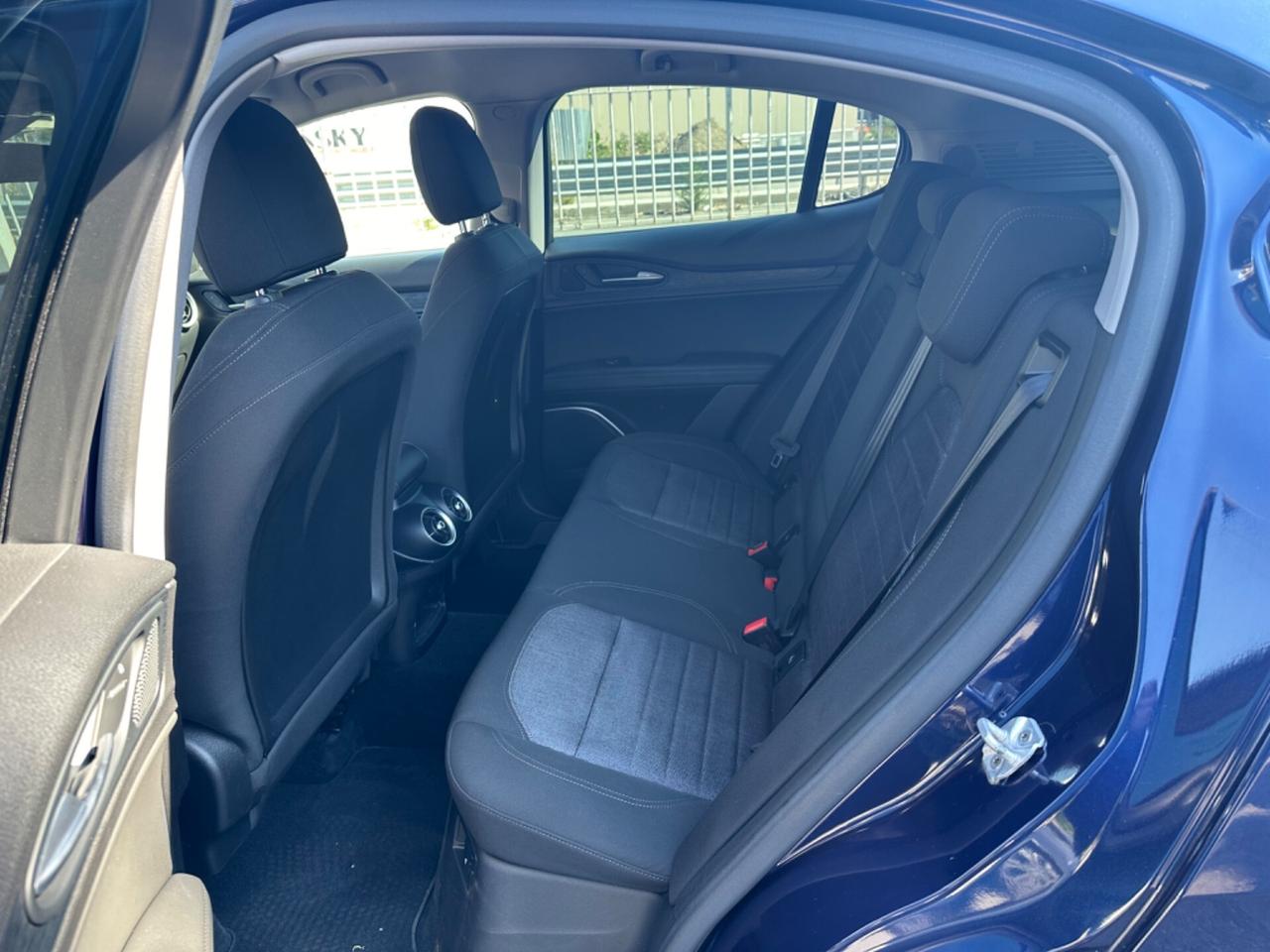 Alfa Romeo Stelvio 2.2 190 CV AT8/Navi/Retro/UniPro
