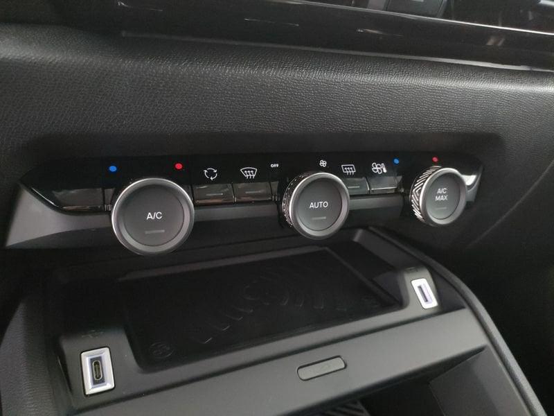 Citroën C4 HYBRID 145 e-DCS6 - MAX