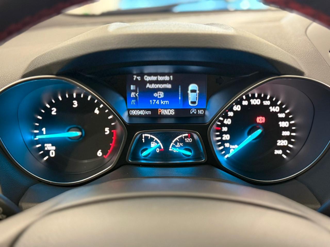 Ford Kuga 2.0 Tdci 120CV ST Line 90.000 KM