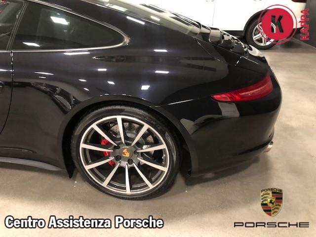 Porsche 911 3.8 Carrera 4S Coupé