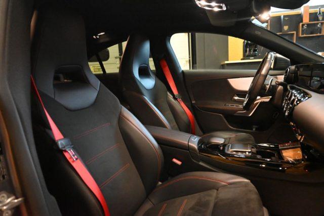 MERCEDES-BENZ CLA 35 AMG COUPE' 4MATIC AUTO 306CV BLACKEDITION PREMIUM FULL