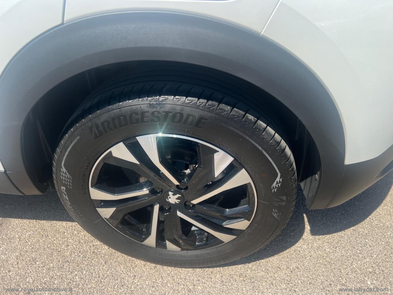 PEUGEOT 2008 BlueHDi 100 S&S GT Line