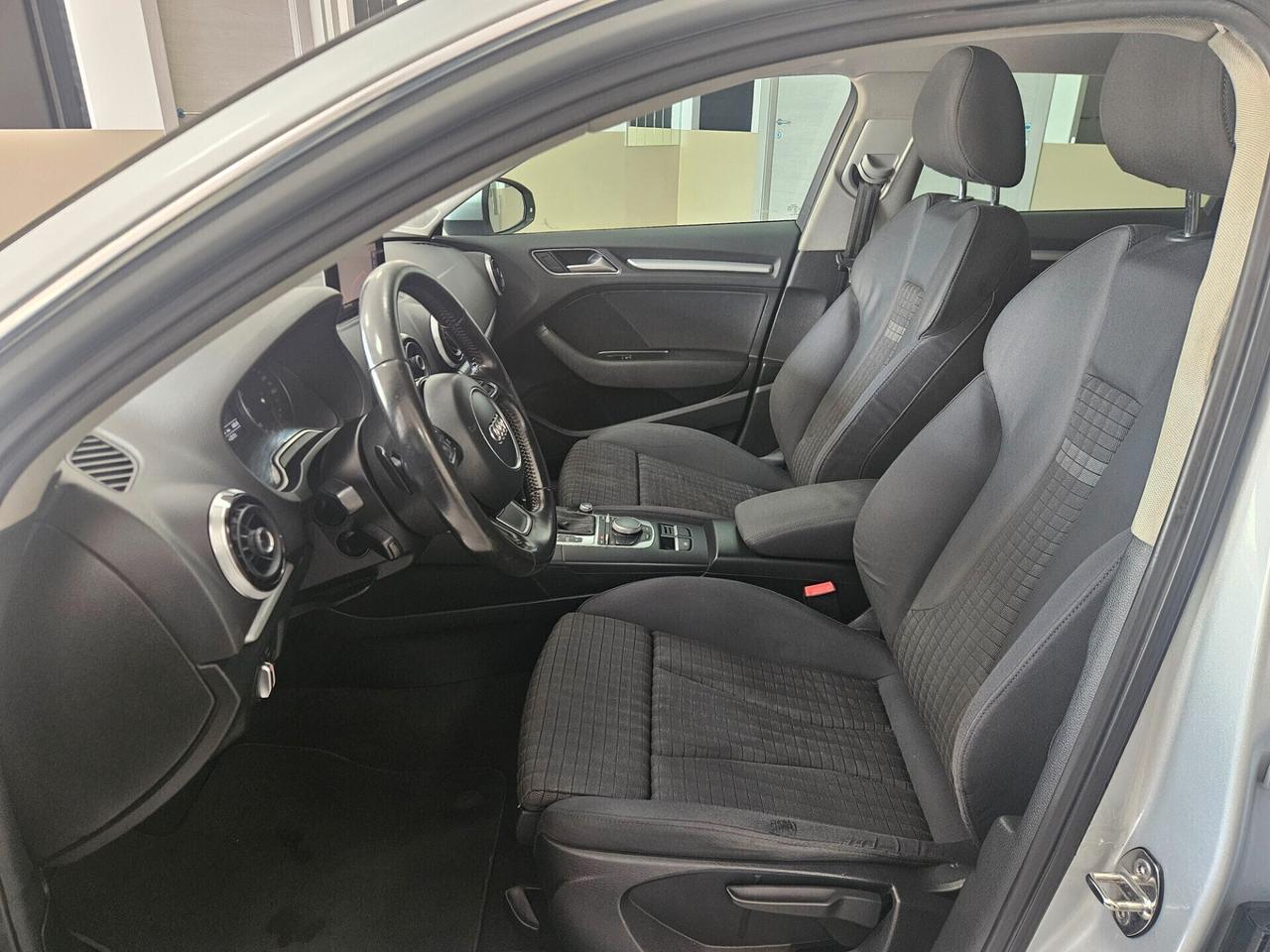 Audi A3 SPB 1.6 TDI Ambiente