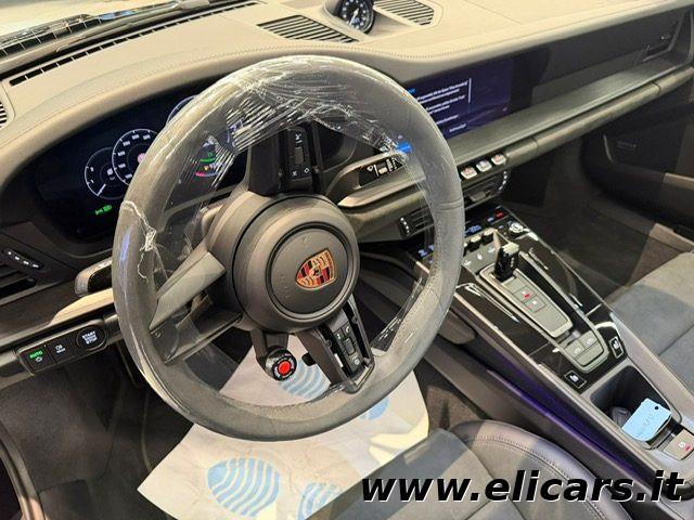 PORSCHE 992 Targa 4 GTS 992.2