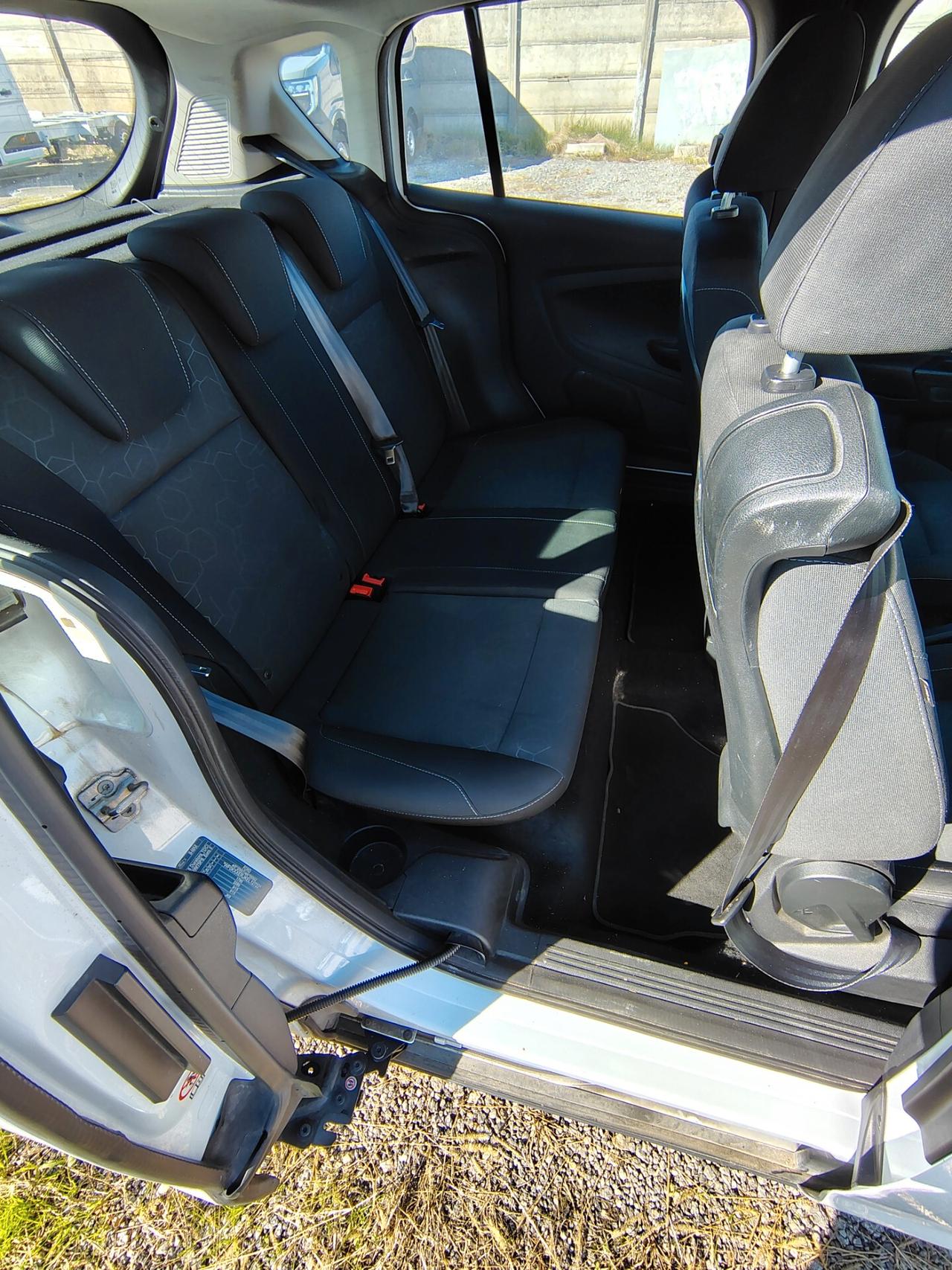Ford B-Max 1.5 TDCi 75 CV Business Titanium