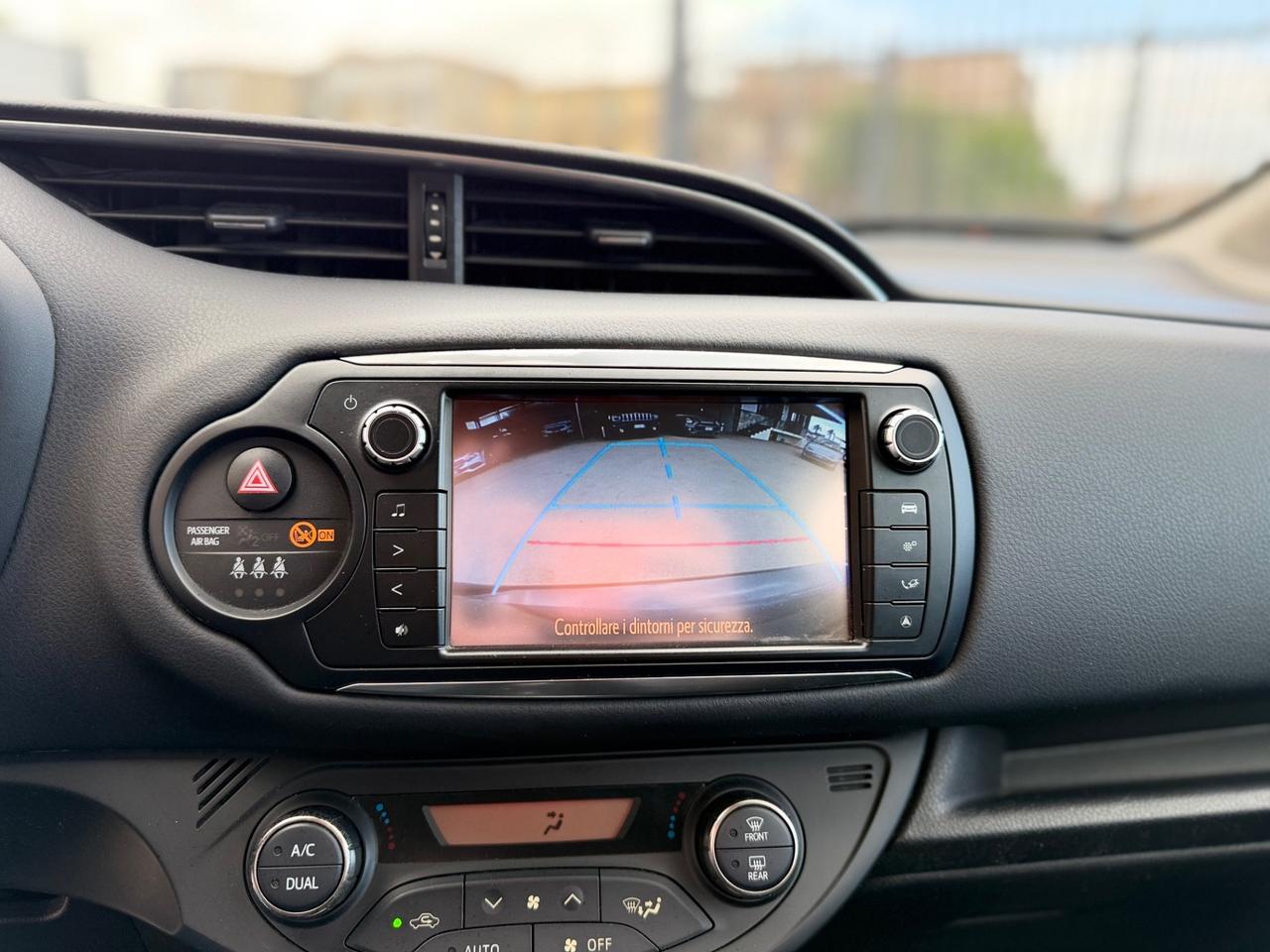 Toyota Yaris 1.0 5 porte Lounge COME NUOVA