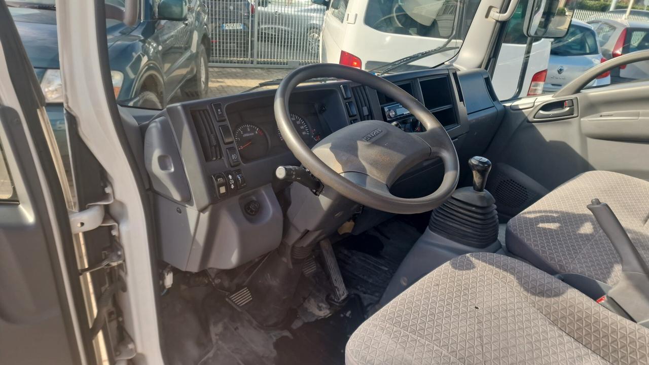 Isuzu 3.0 td ribalttabile trilaterale