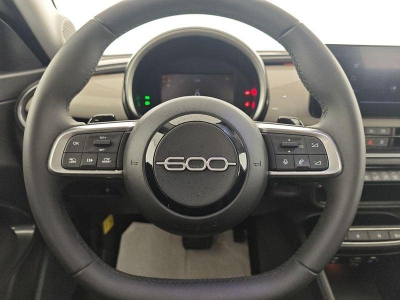 FIAT 600 Hybrid 110 CV DCT MHEV