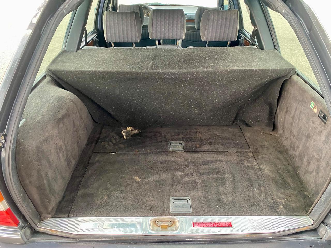 Mercedes-benz E 200 MERCEDES E 200 W124 TE