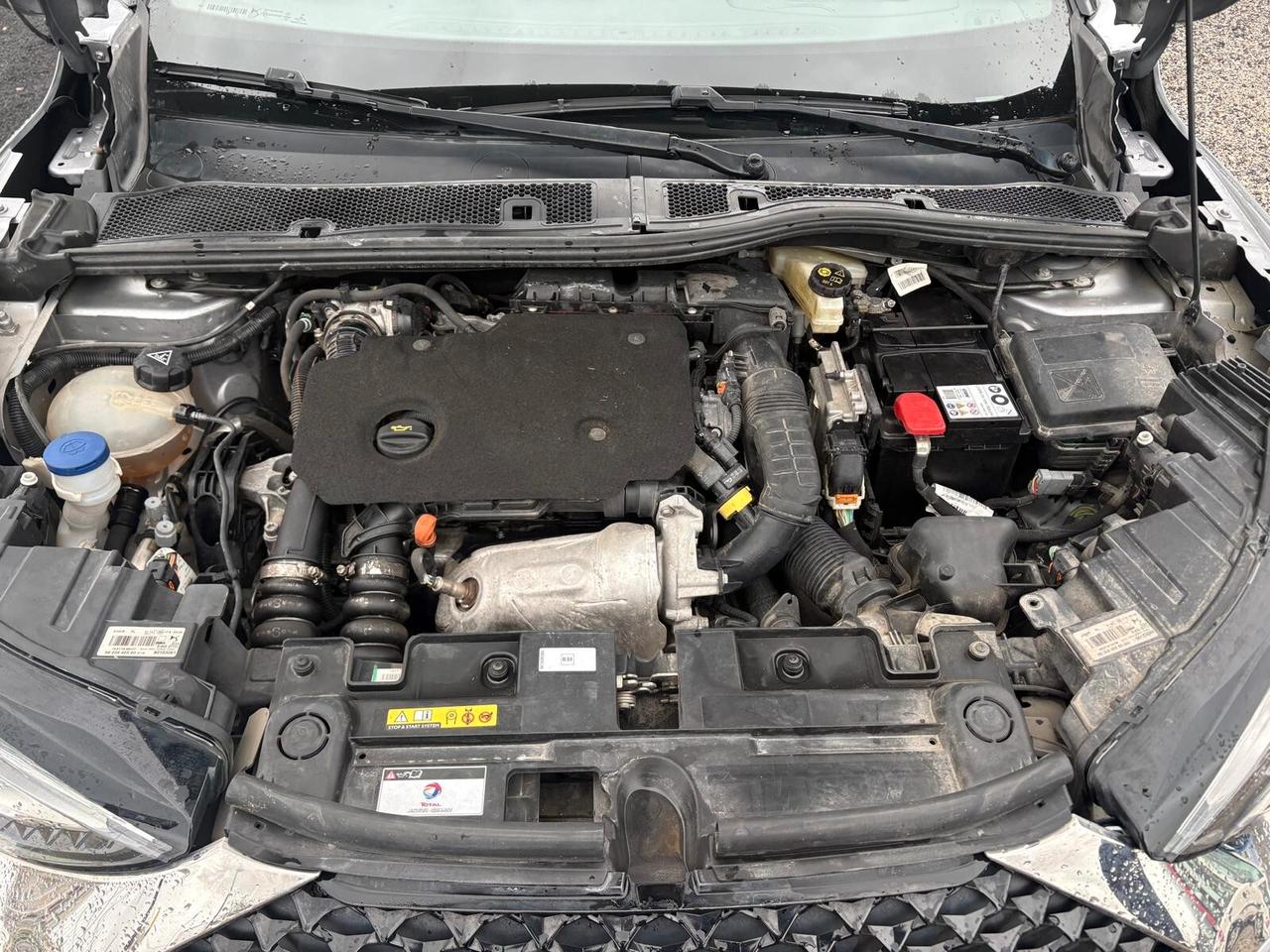 Ds DS3 3 Crossback BlueHDi 100 Performance Line SINISTRATA