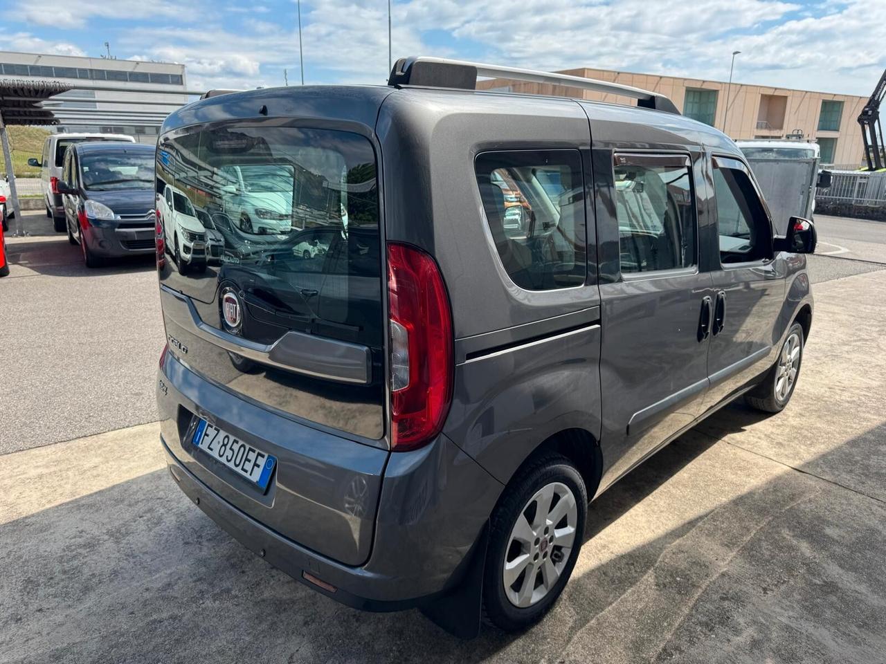 Fiat Doblo Doblò 1.4 T-Jet 16V Natural Power Lounge