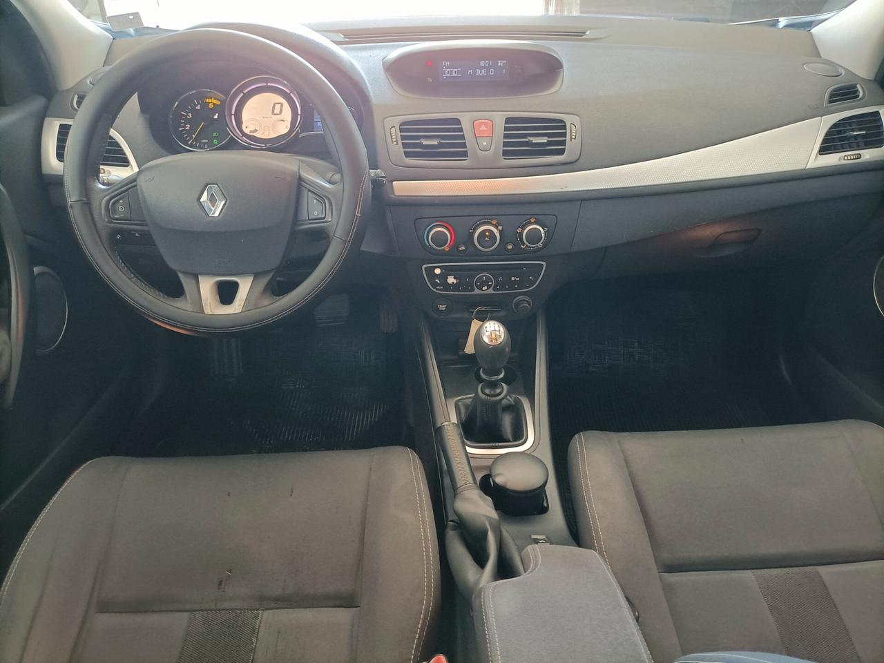 Renault Megane 1.5 dCi 110CV SporTour Dynamique 03/2010