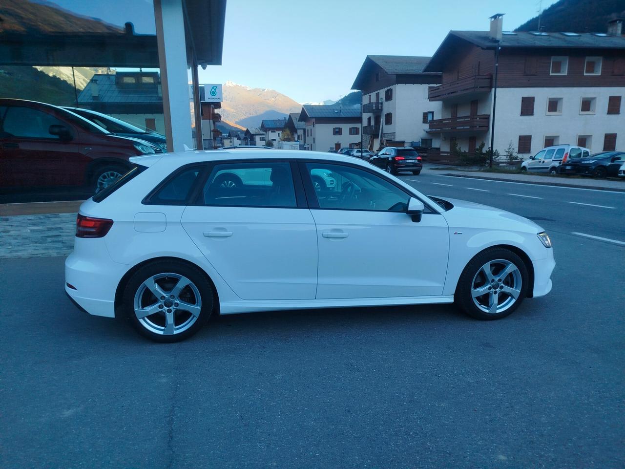 Audi A3 SPB 2.0 TDI 184 CV S tronic Sport quattro edition