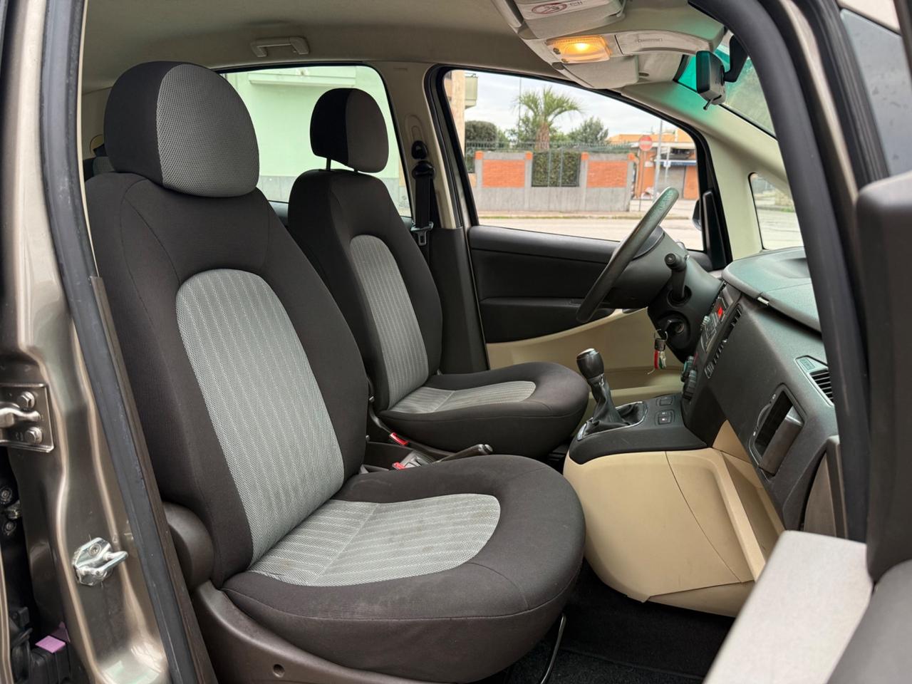 Lancia MUSA 1.3 Multijet Full puntini di grandine