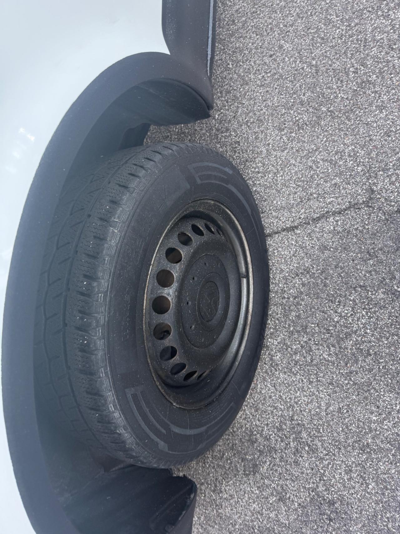Volkswagen Transporter 2.5 TDI anno 2006 9 posti