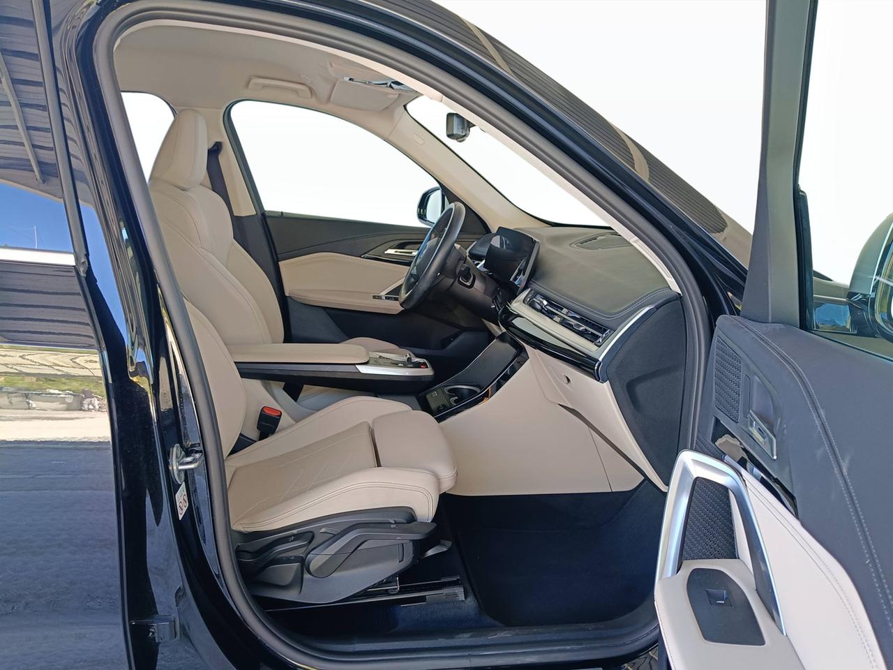 BMW X1 U11 - X1 sdrive18i X-Line auto