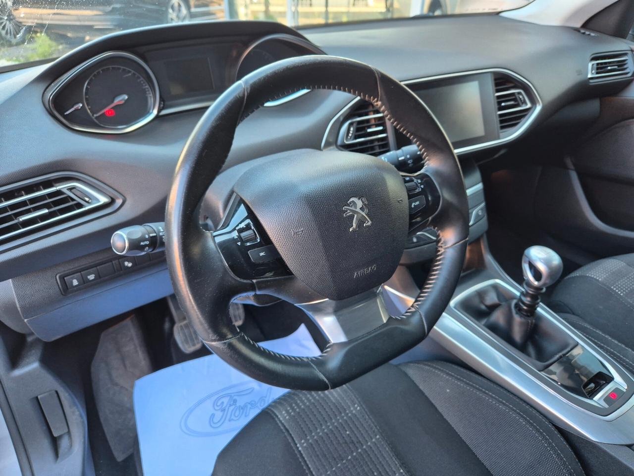 Peugeot 308 1.6 e-HDi 115 CV Stop&Start SW Allure