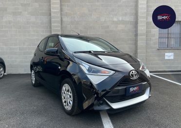 Toyota Aygo Connect 1.0 VVT-i 72 CV 5 porte x-clusiv MMT