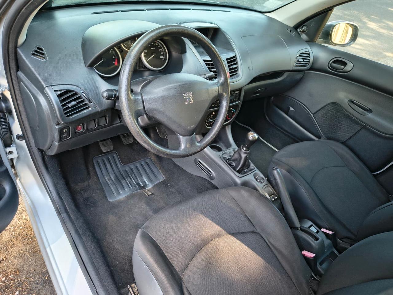 Peugeot 206+ 78.000km originali
