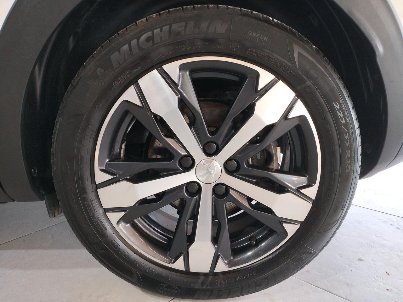 Peugeot 3008 1.5 bluehdi Allure s