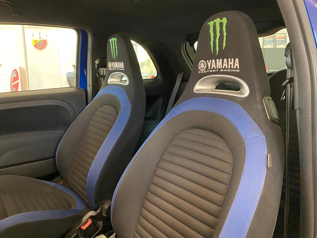 Abarth 595 1.4 Turbo T-Jet 165 CV Monster Energy Yamaha