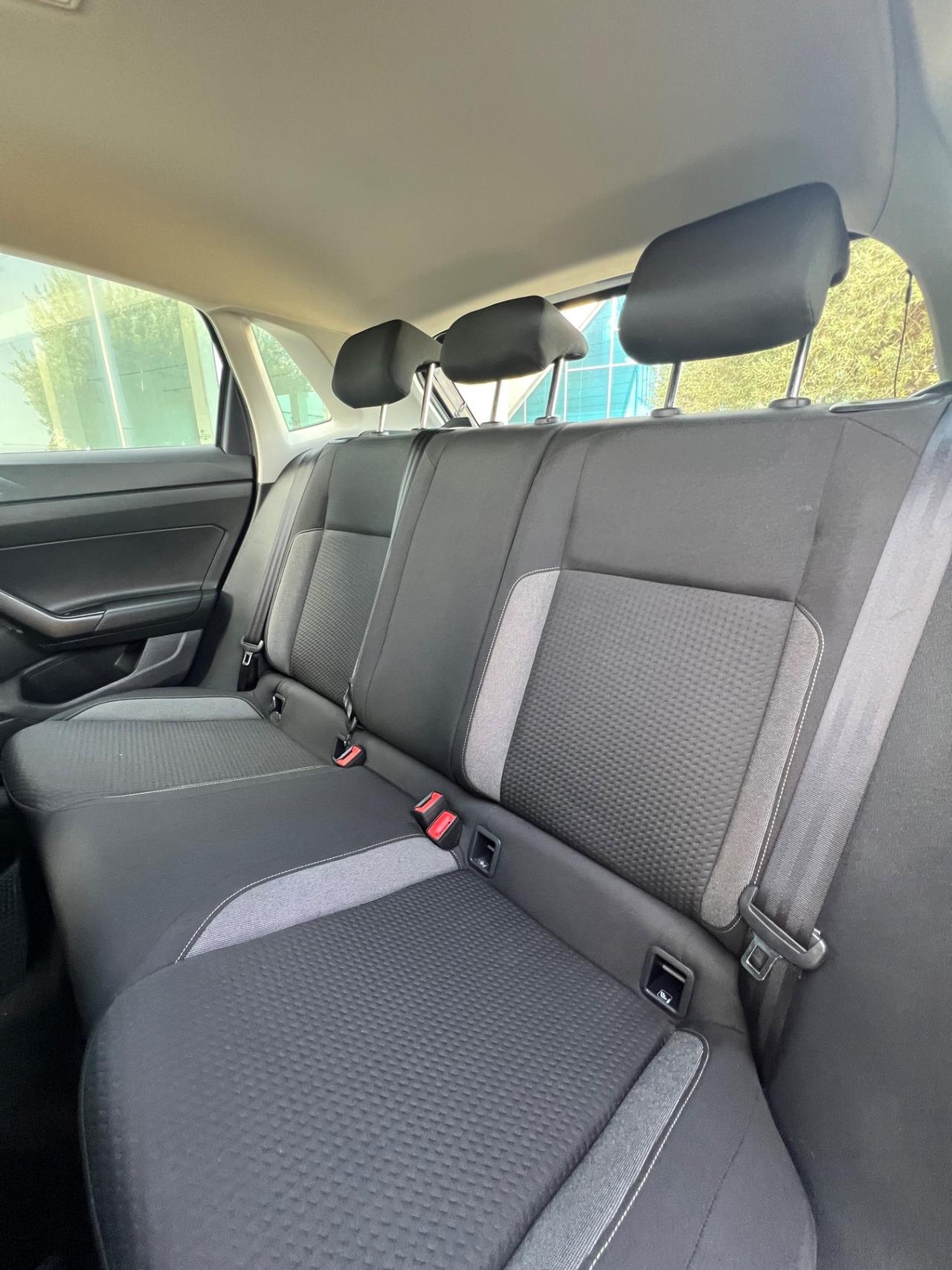 Volkswagen Polo 1.0 TSI Life 95CV - possibilità noleggio no scoring