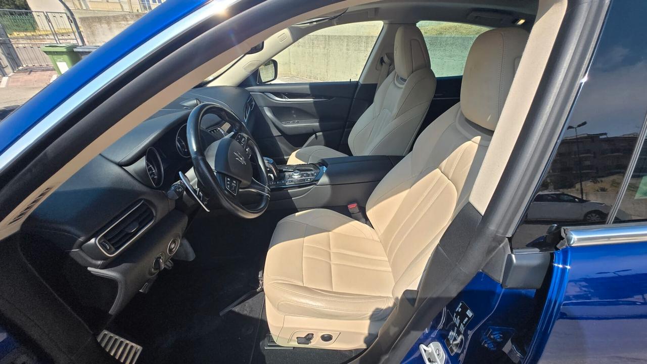 Maserati Levante V6 AWD Gransport