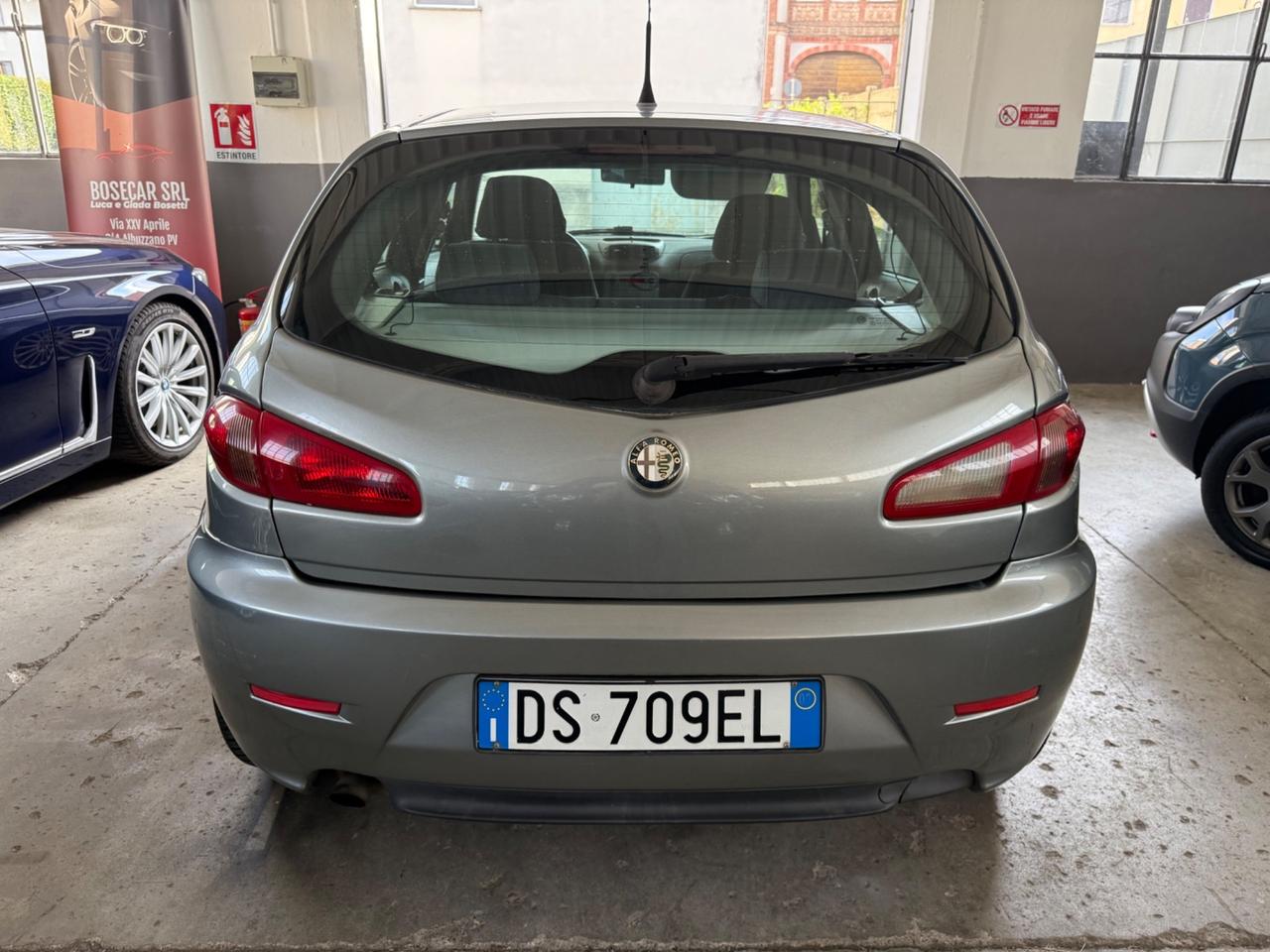 Alfa Romeo 147 1.6 16V TS (105) 5 porte Distinctive