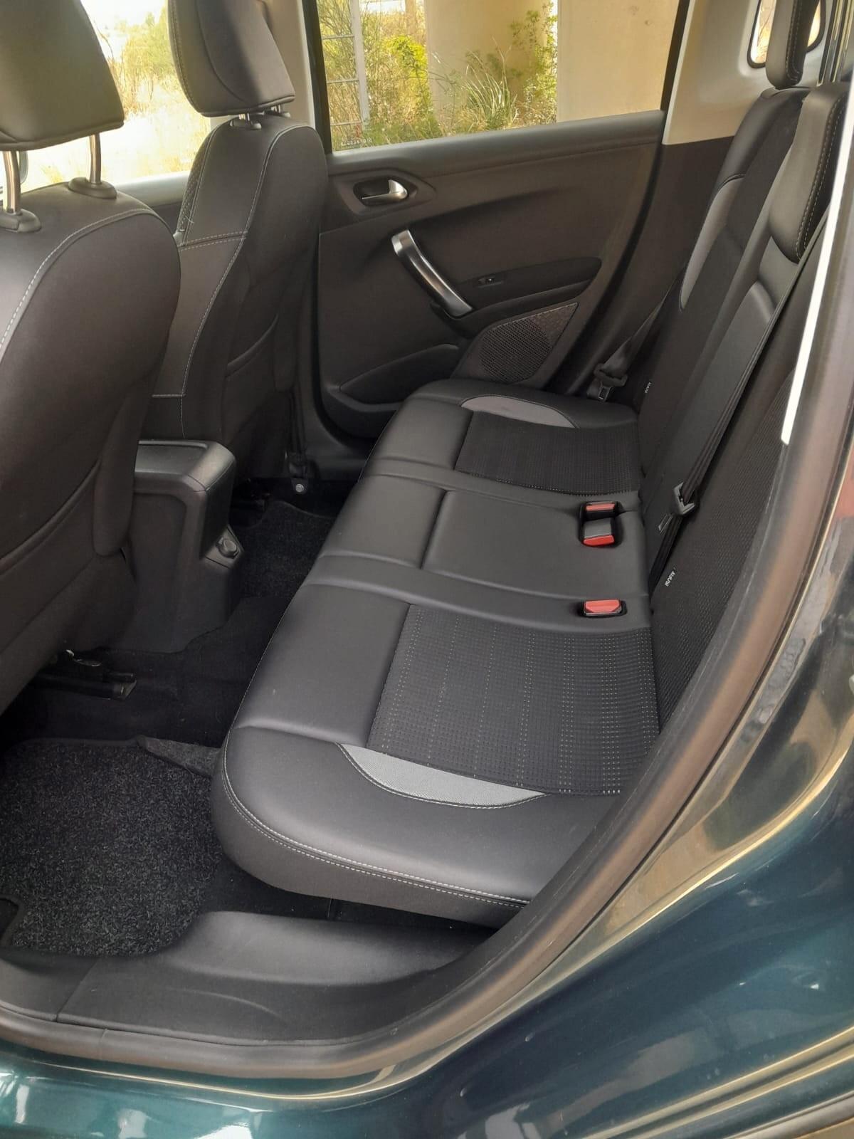 Peugeot 2008 BlueHDi 120 Allure