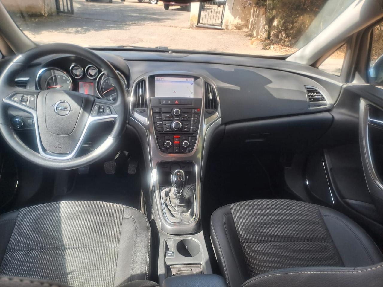 Opel Astra 1.4 Turbo 140CV 5 porte Cosmo km 118mila