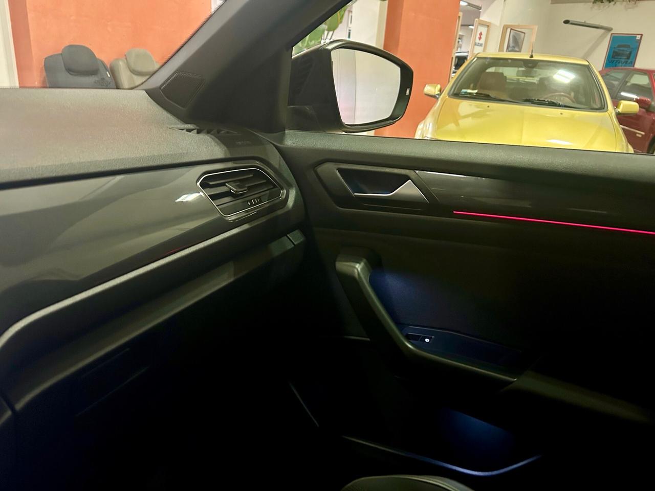 Volkswagen T-Roc 2.0 TDI SCR 150 CV DSG 4MOTION R-LINE