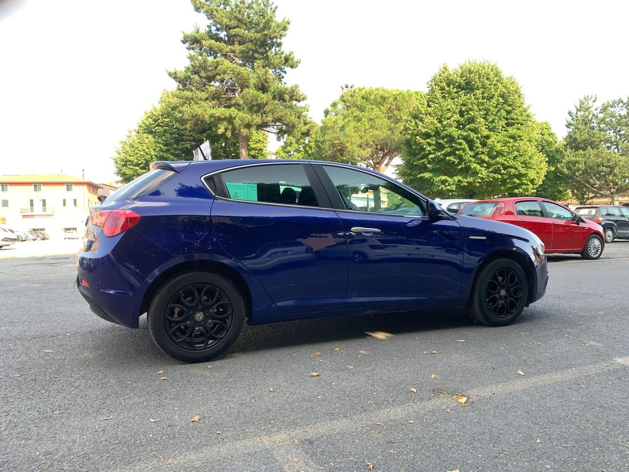 Alfa Romeo Giulietta 1.6 JTDM 16V Super #5822