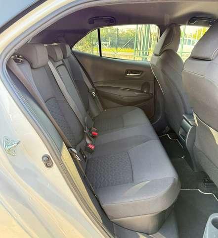 Toyota Corolla 1.8h Style cvt