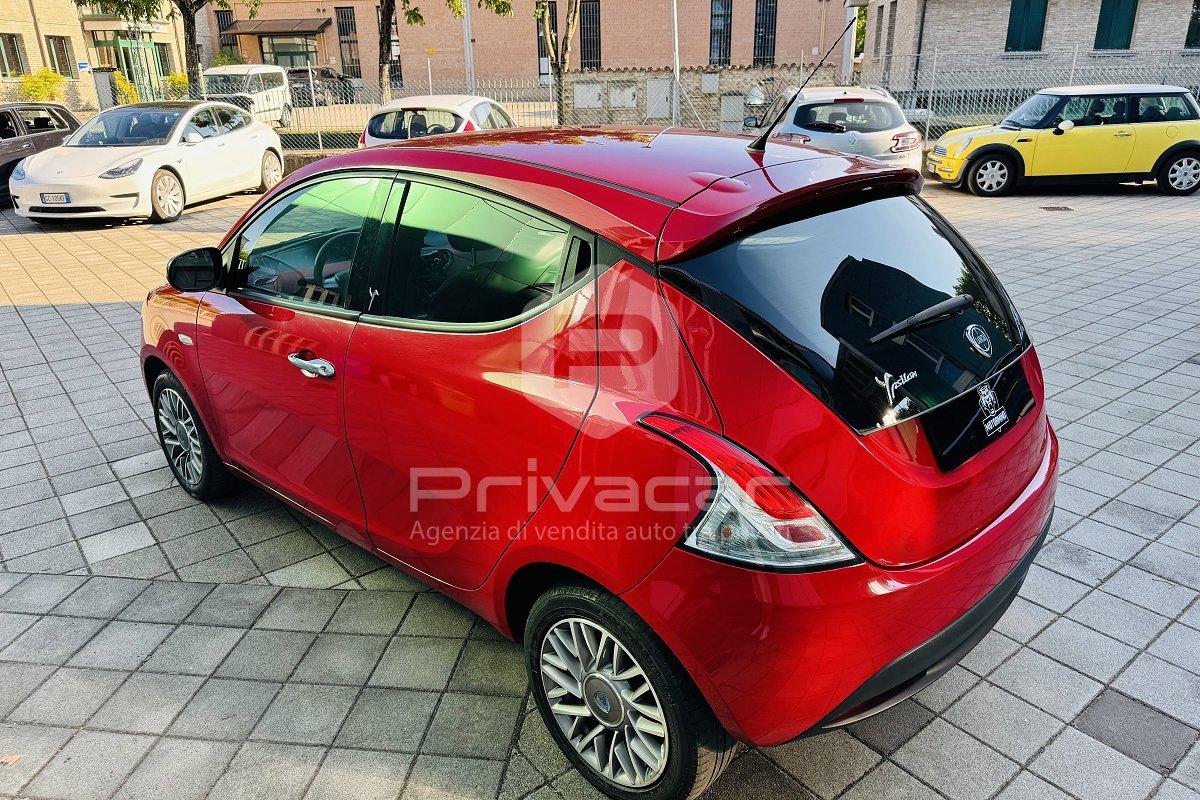 LANCIA Ypsilon 1.3 MJT 16V 95 CV 5 porte S&S Silver