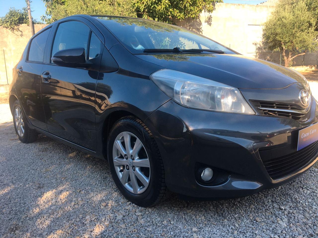 Toyota Yaris 1.3 5 porte Lounge CVT Stop & Start