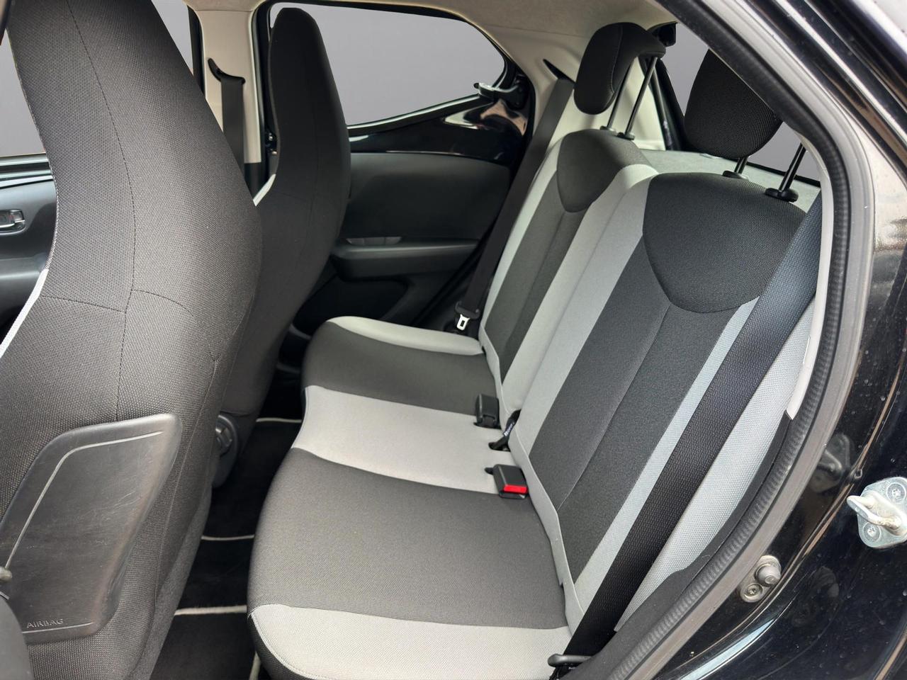 Toyota Aygo 5p 1.0 x-clusiv