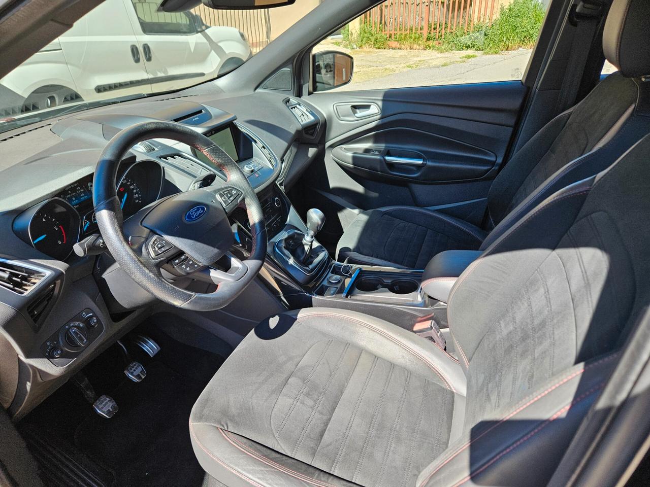 FORD KUGA ST LINE 1500 TDCI 120 CV KM CERTIFICATI